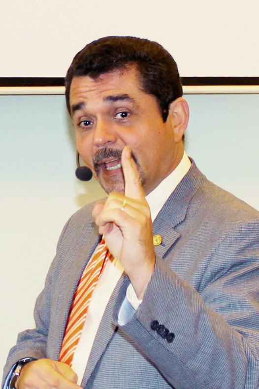Un acercamiento a la Proxmica compartido por Ernesto Yturralde, Ernesto Yturralde Worldwide Inc.